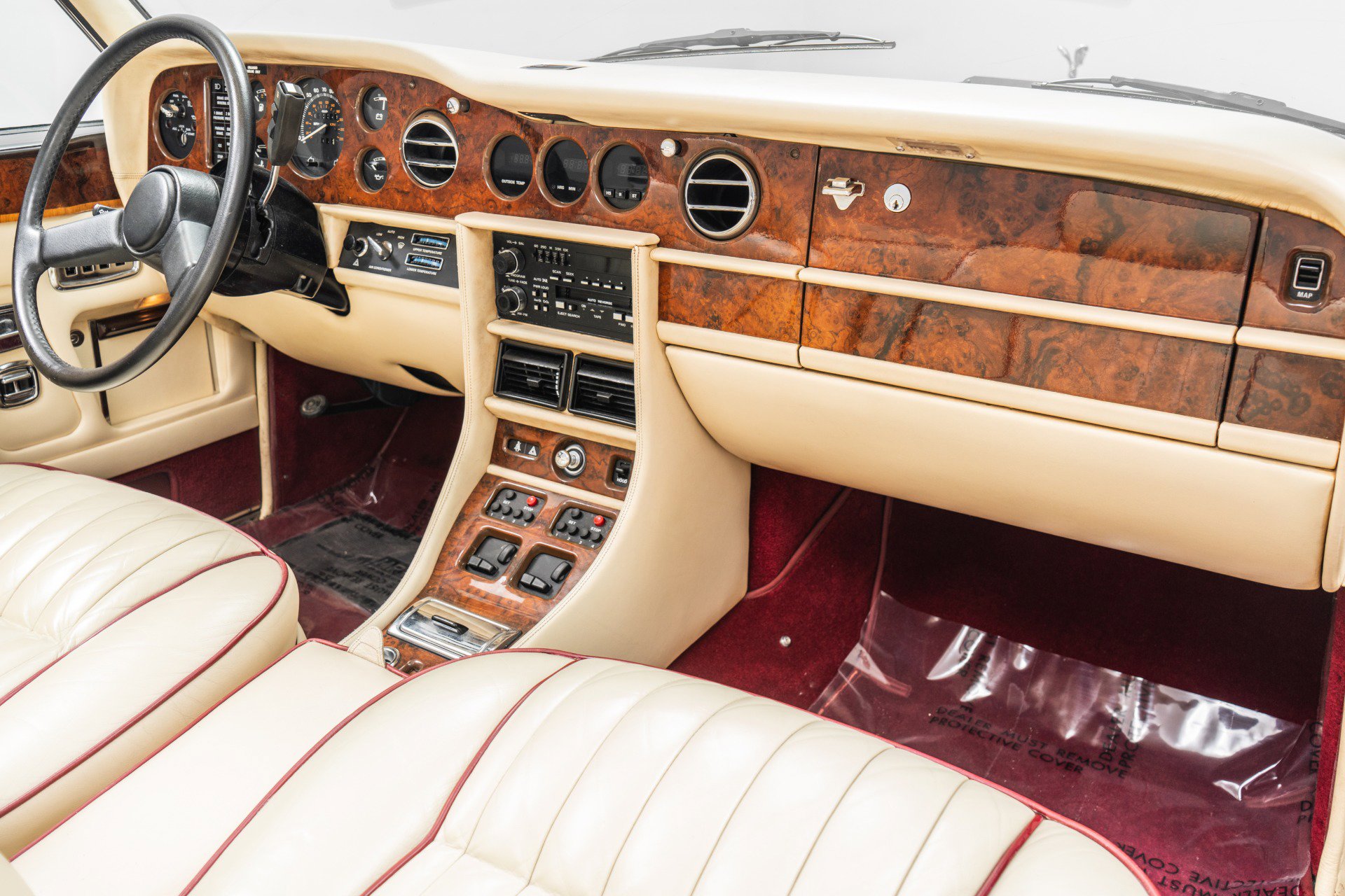 Used 1987 Rolls-Royce Corniche RWD image 14