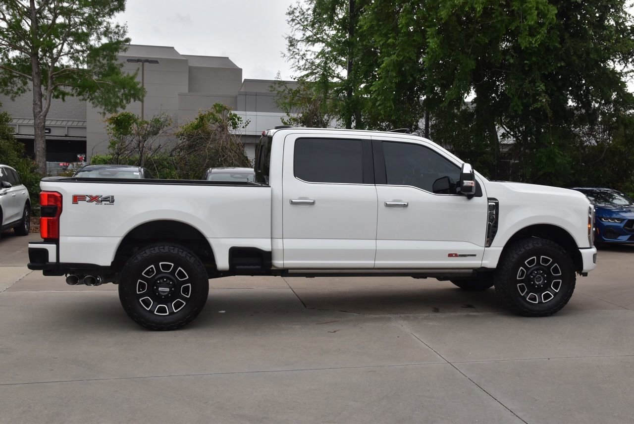 Used 2024 Ford F250 Platinum image 6