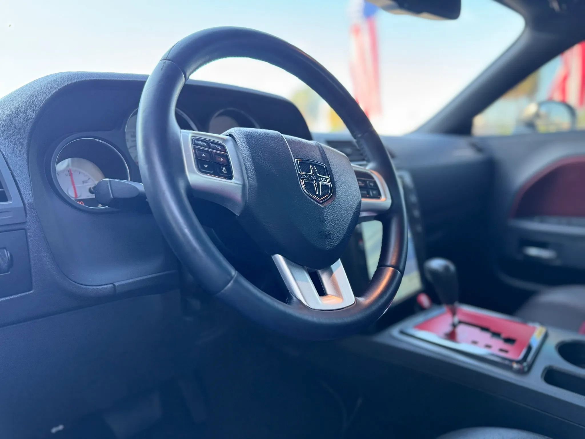 Used 2012 Dodge Challenger R/T image 25