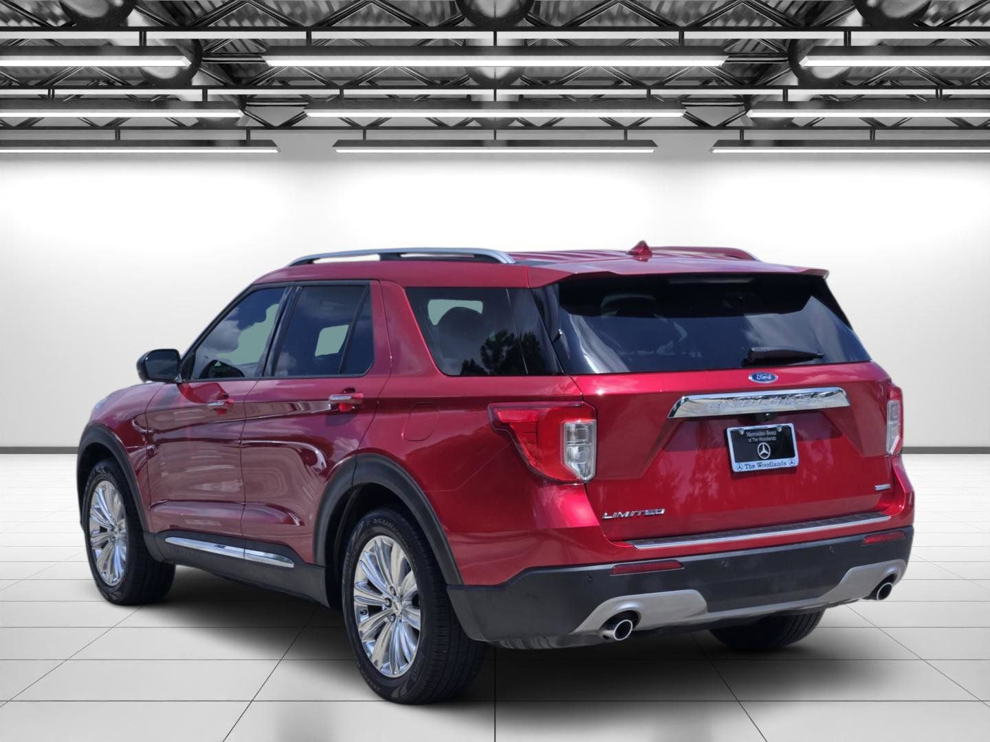 Used 2020 Ford Explorer Limited RWD image 9