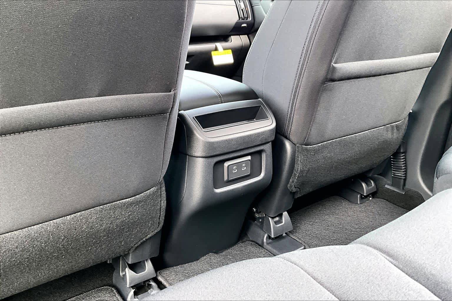 New 2026 Nissan Pathfinder SV image 18
