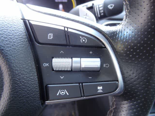 Used 2023 Genesis G70 2.0T RWD image 19