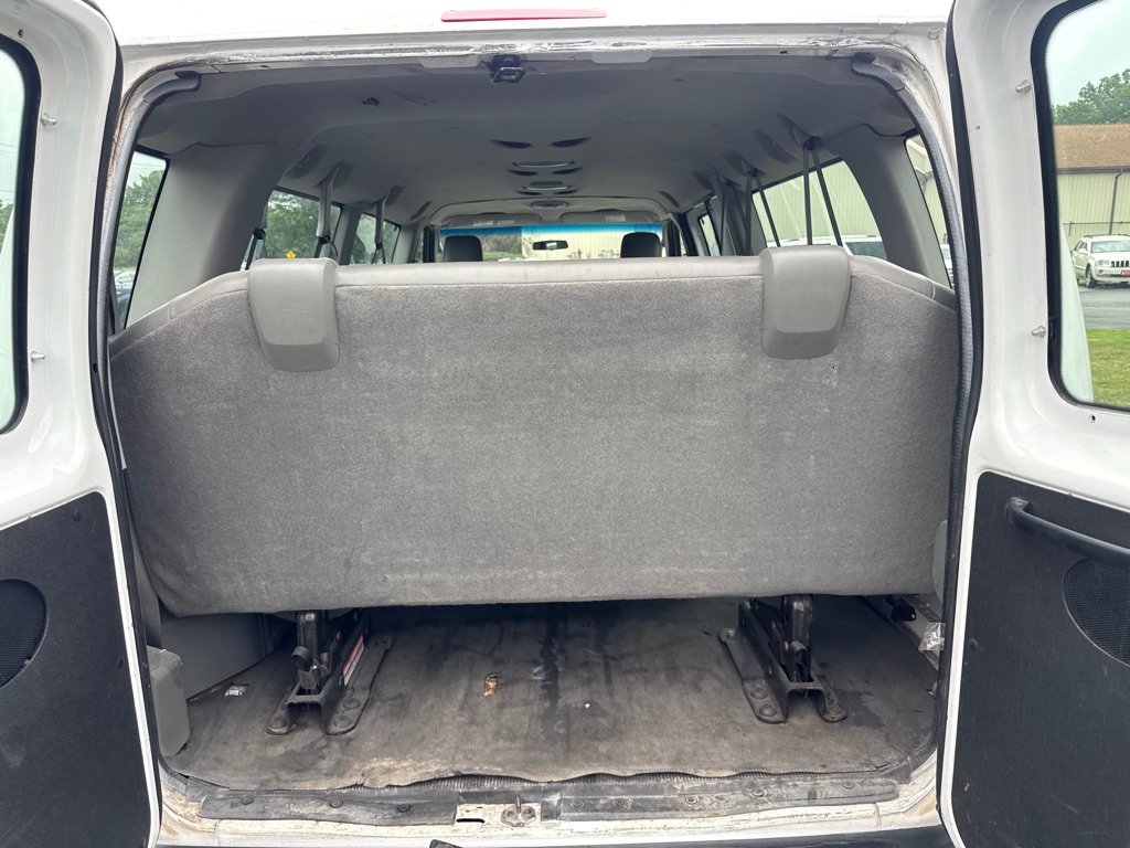 Used 2013 Ford E-350 and Econoline 350 XL RWD image 14