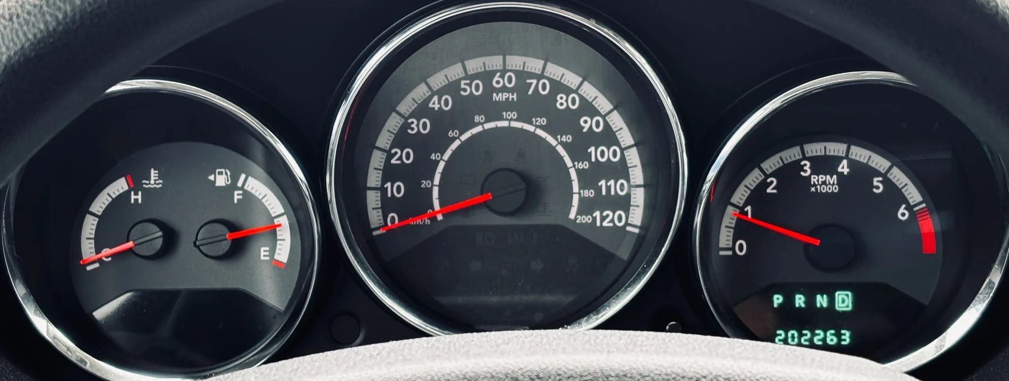 Used 2012 Dodge Caliber SXT image 10