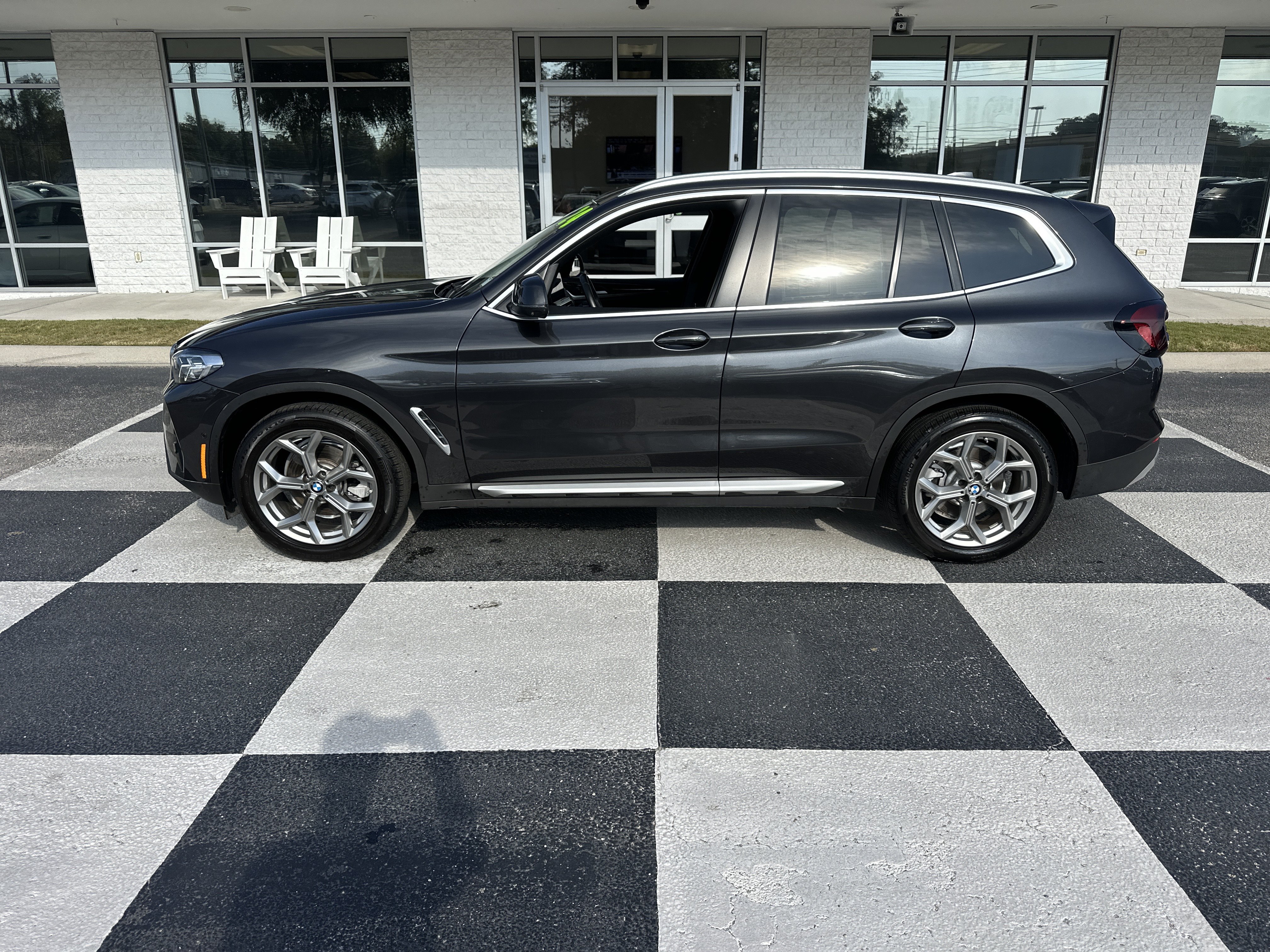 Used 2024 BMW X3 sDrive30i w/ Premium Package RWD image 1