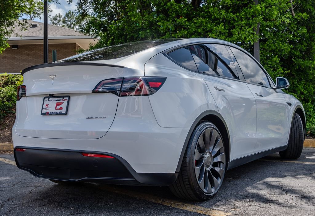 Used 2024 Tesla Model Y Performance AWD/4WD image 27