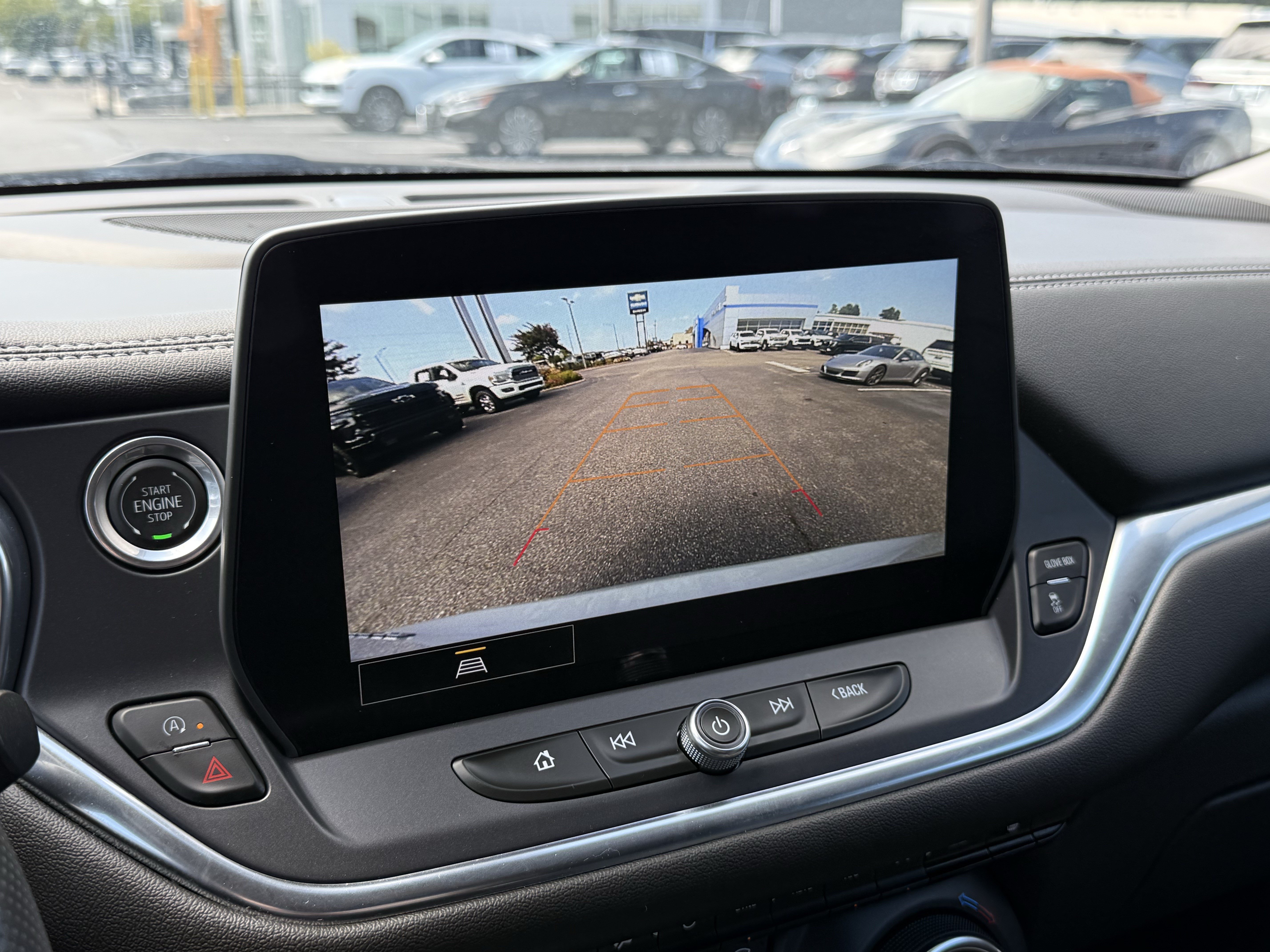 Used 2025 Chevrolet Blazer LT FWD image 23