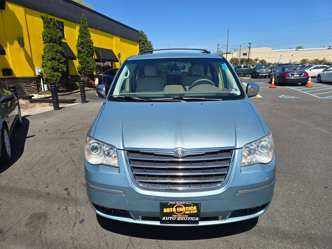 Used 2008 Chrysler Town & Country Limited w/ Trailer Tow Group image 21
