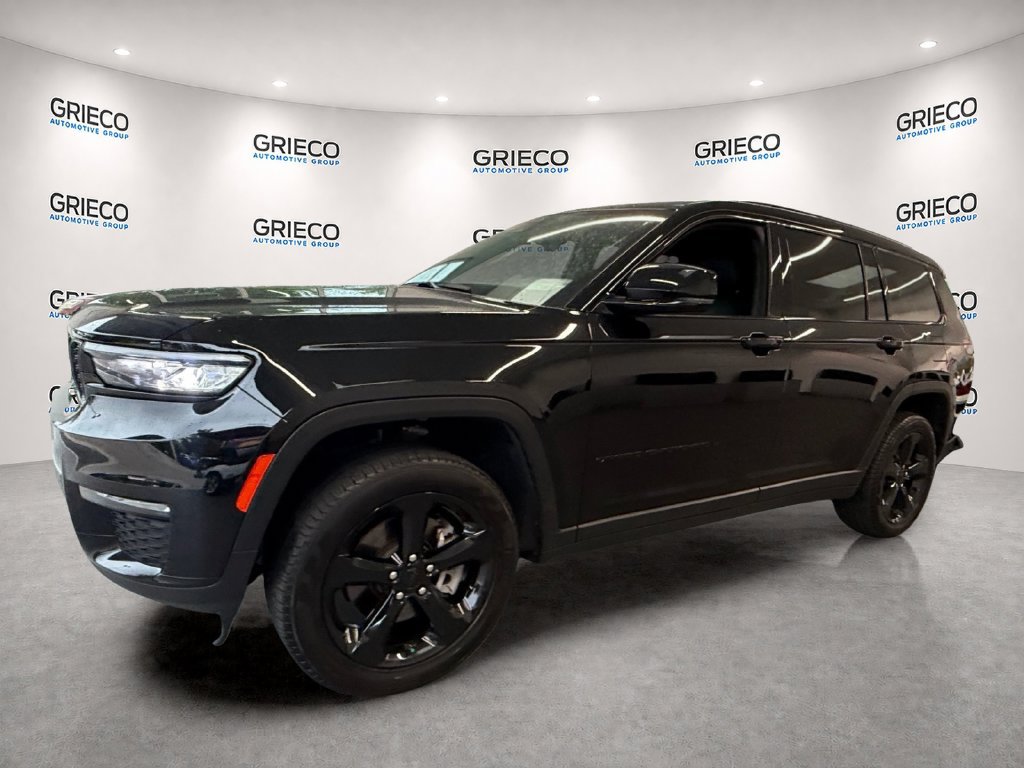 Used 2025 Jeep Grand Cherokee L Limited w/ Black Appearance Package AWD/4WD image 3