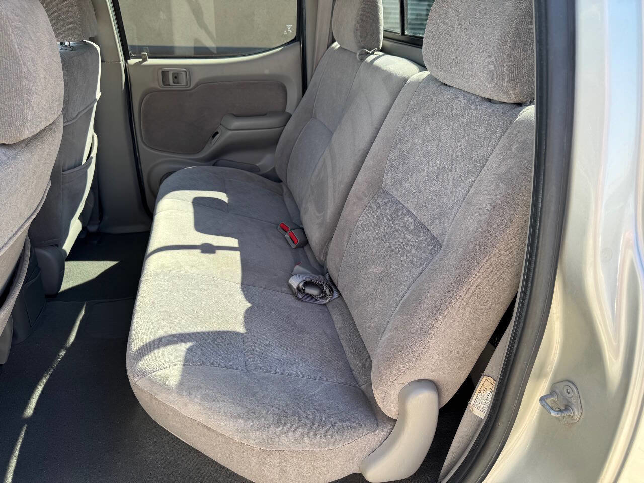 Used 2002 Toyota Tacoma PreRunner image 18