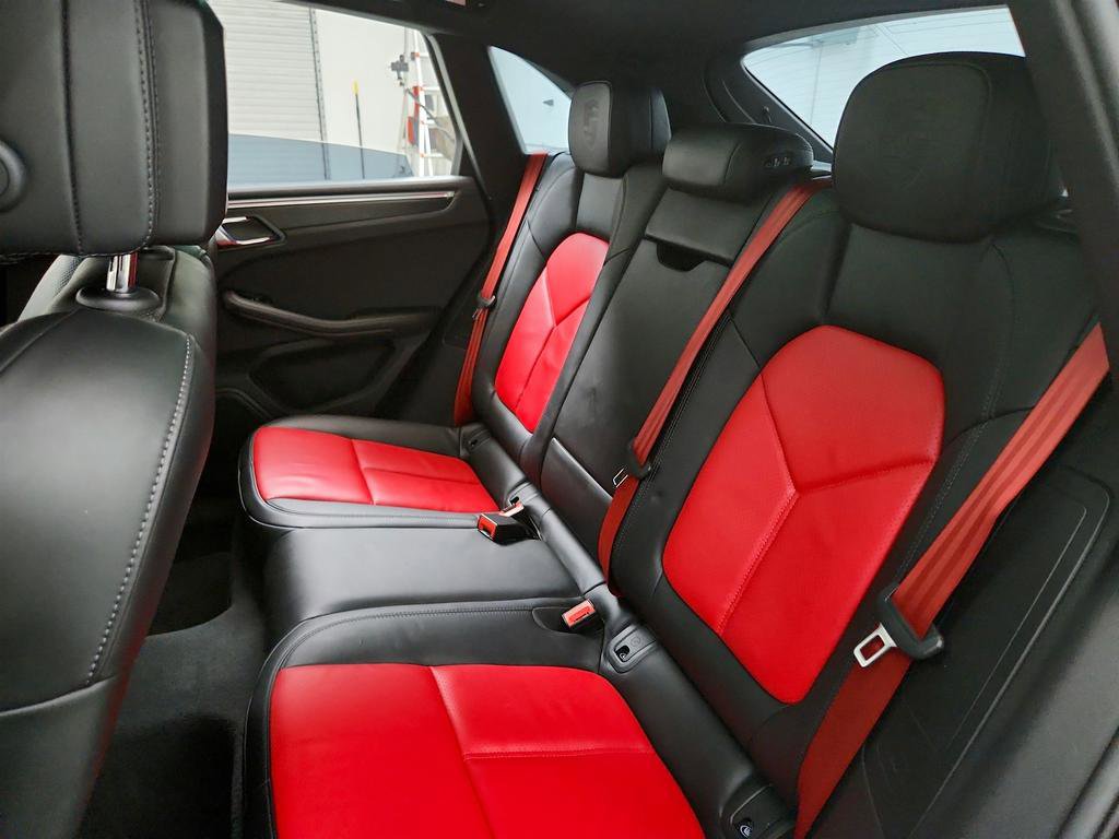 Used 2021 Porsche Macan GTS image 25