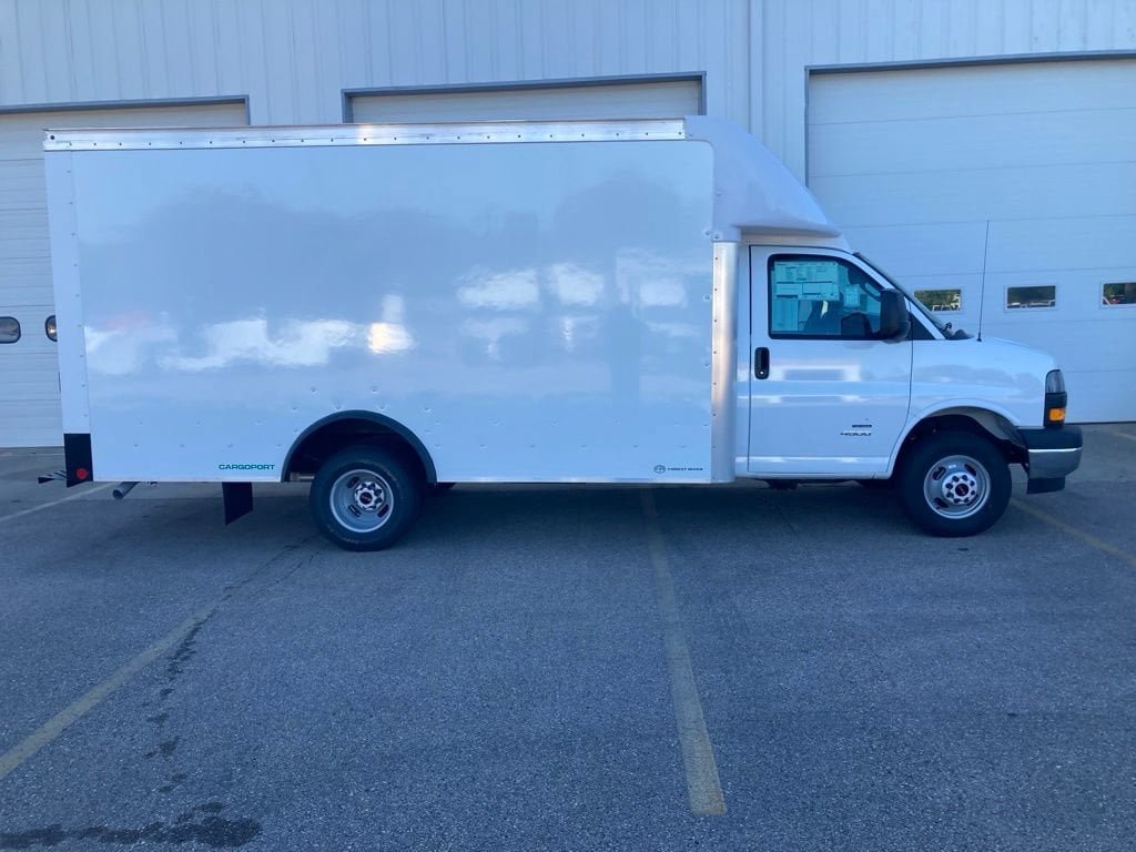 New 2026 GMC Savana 4500 w/ Power Convenience Package