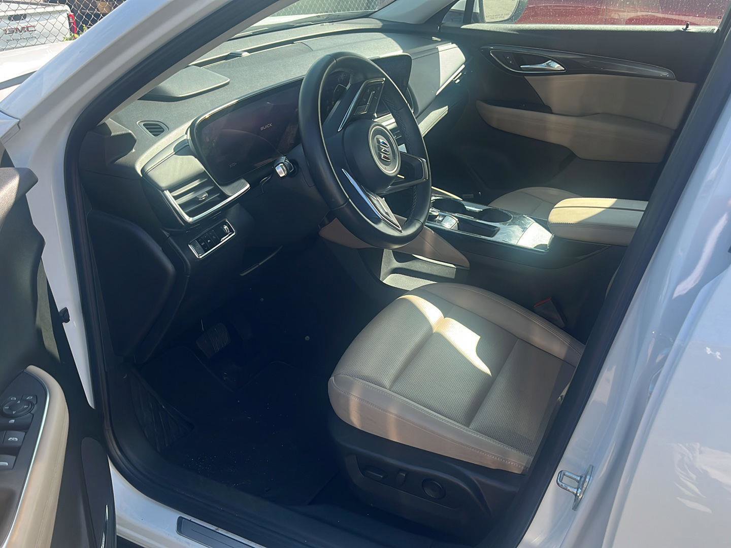 Used 2024 Buick Envision Preferred AWD/4WD image 6
