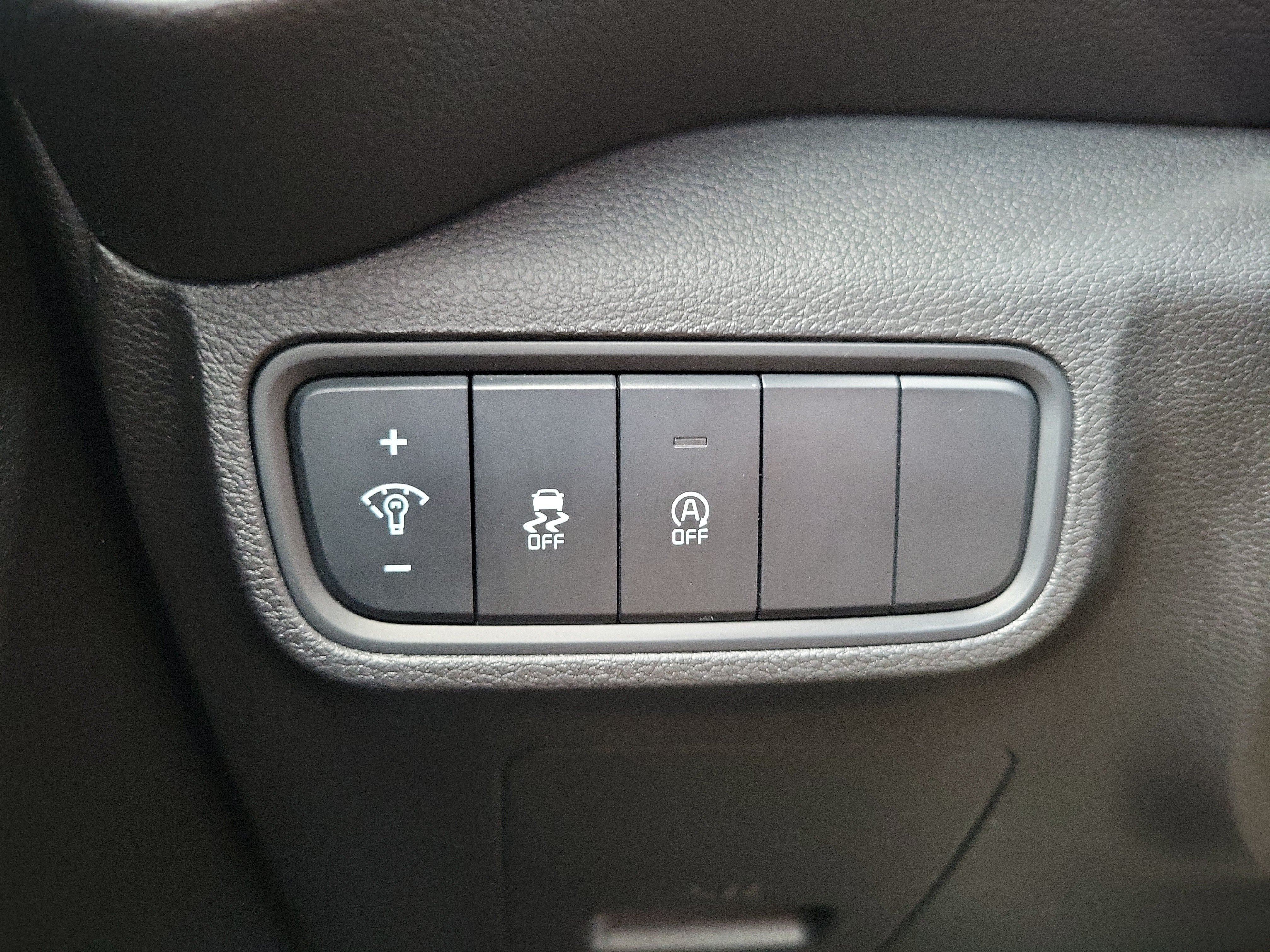Certified 2024 Kia Soul LX w/ Option Group 015 FWD image 24