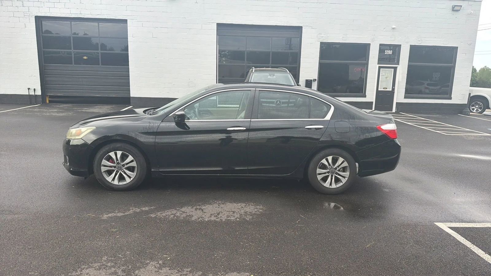 Used 2014 Honda Accord LX image 4