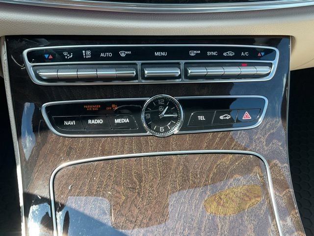 Used 2019 Mercedes-Benz E 300 4MATIC image 27