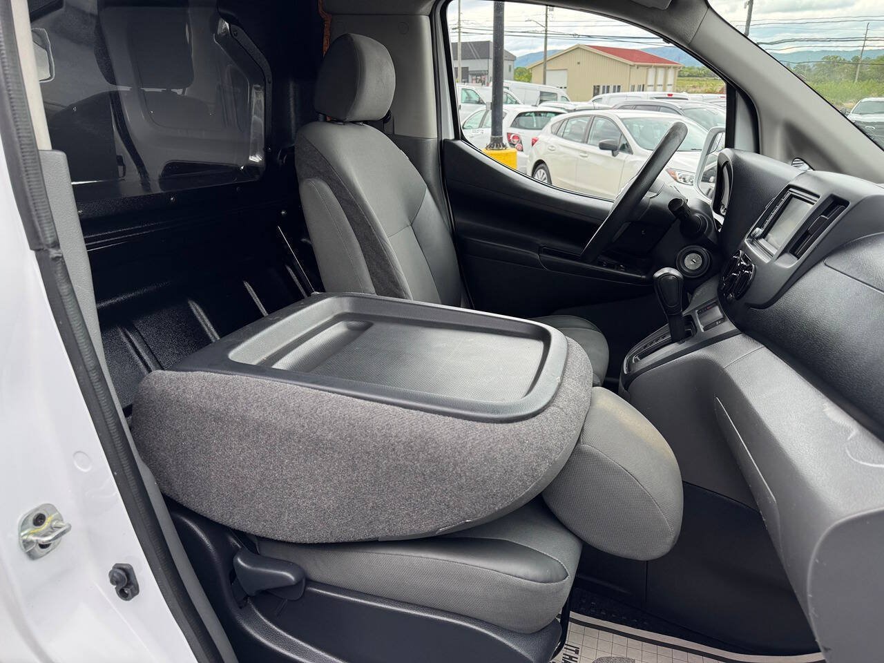 Used 2021 Nissan NV200 SV FWD image 36