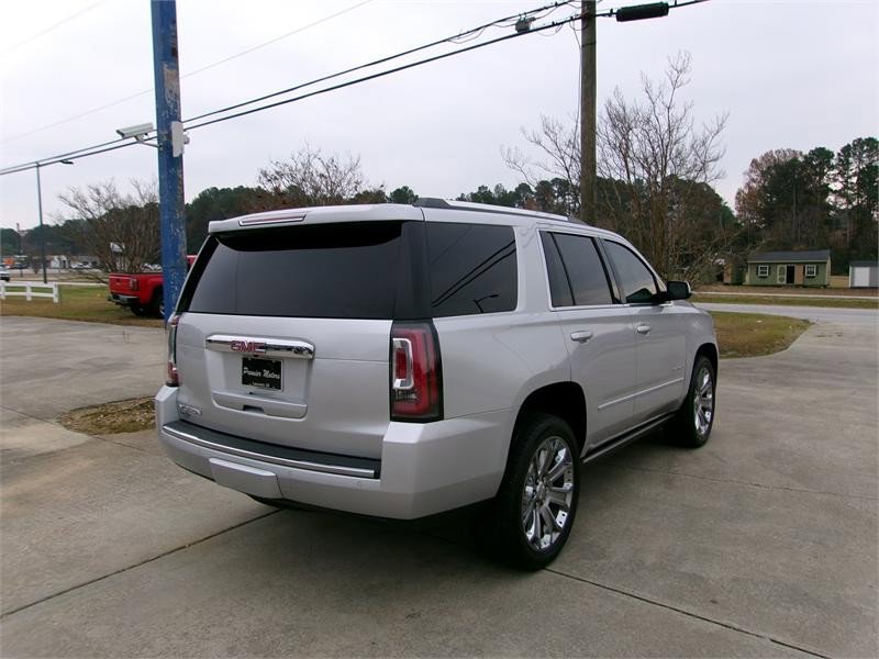 Used 2017 GMC Yukon Denali image 6