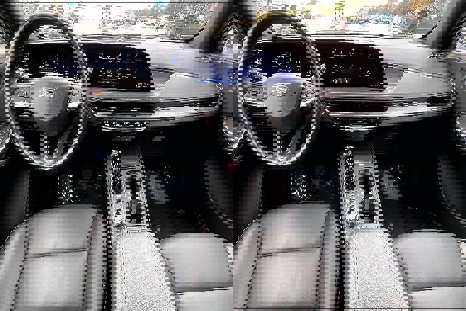 Used 2025 Cadillac XT4 Premium Luxury FWD image 15