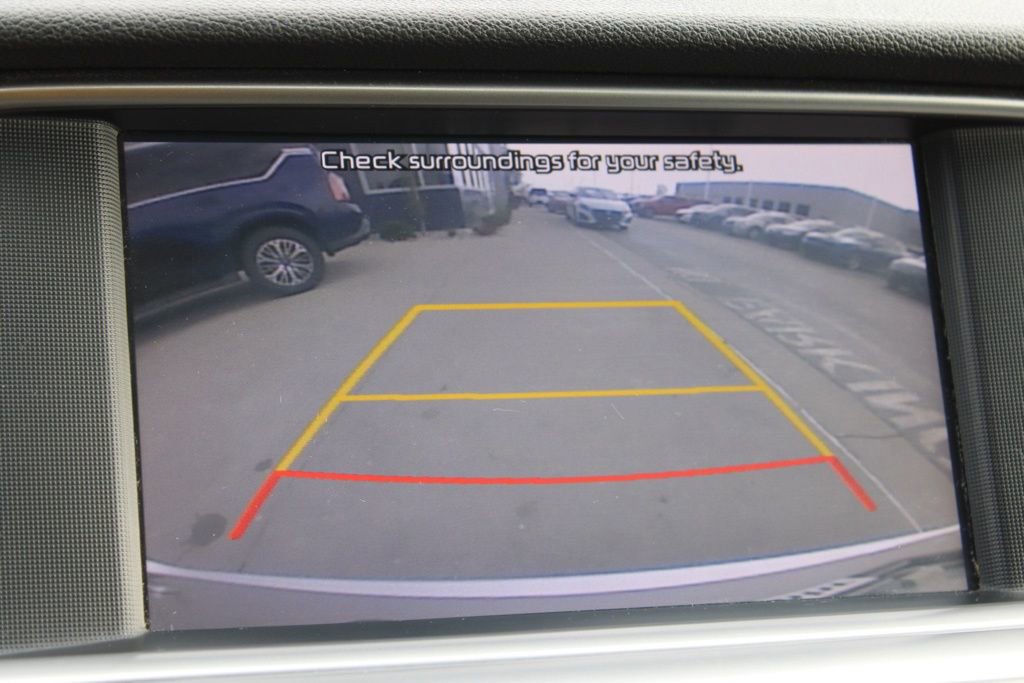 Used 2020 Kia Optima LX image 32