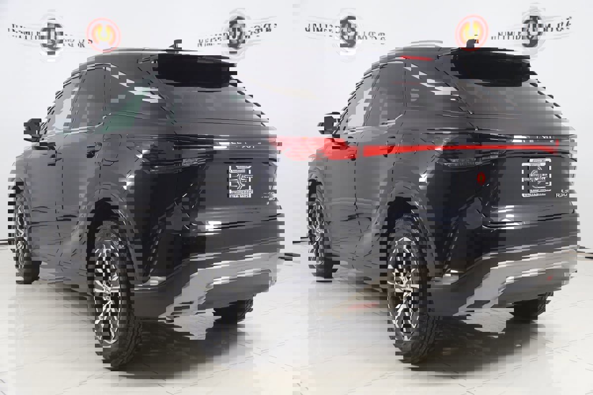 Used 2023 Lexus RX 350 Premium image 4