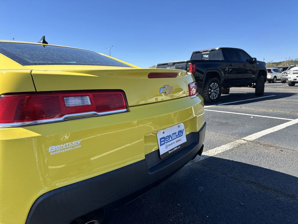 Used 2015 Chevrolet Camaro LS image 12