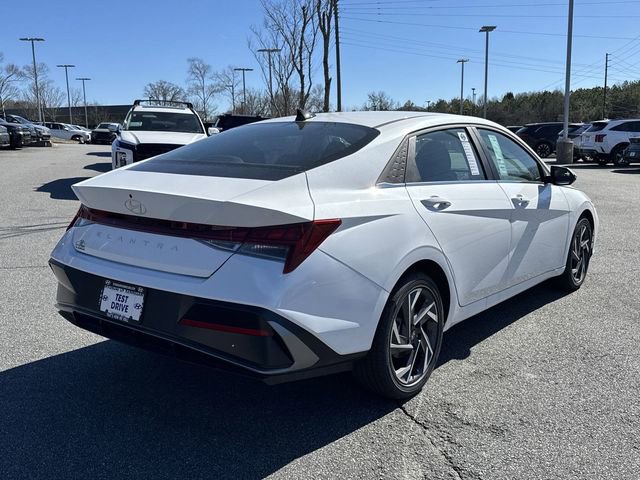 Certified 2025 Hyundai Elantra SEL image 7