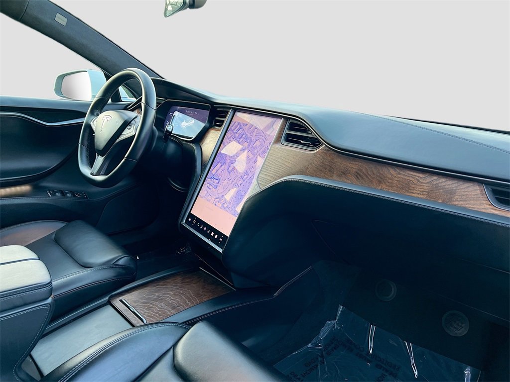 Used 2020 Tesla Model S Long Range Plus image 27