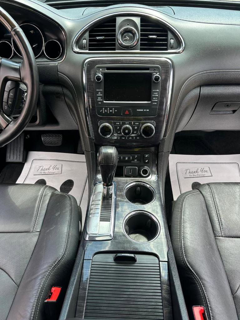 Used 2017 Buick Enclave Leather FWD image 25