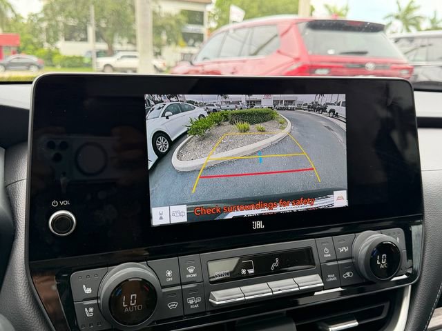 Used 2024 Toyota Grand Highlander FWD image 28