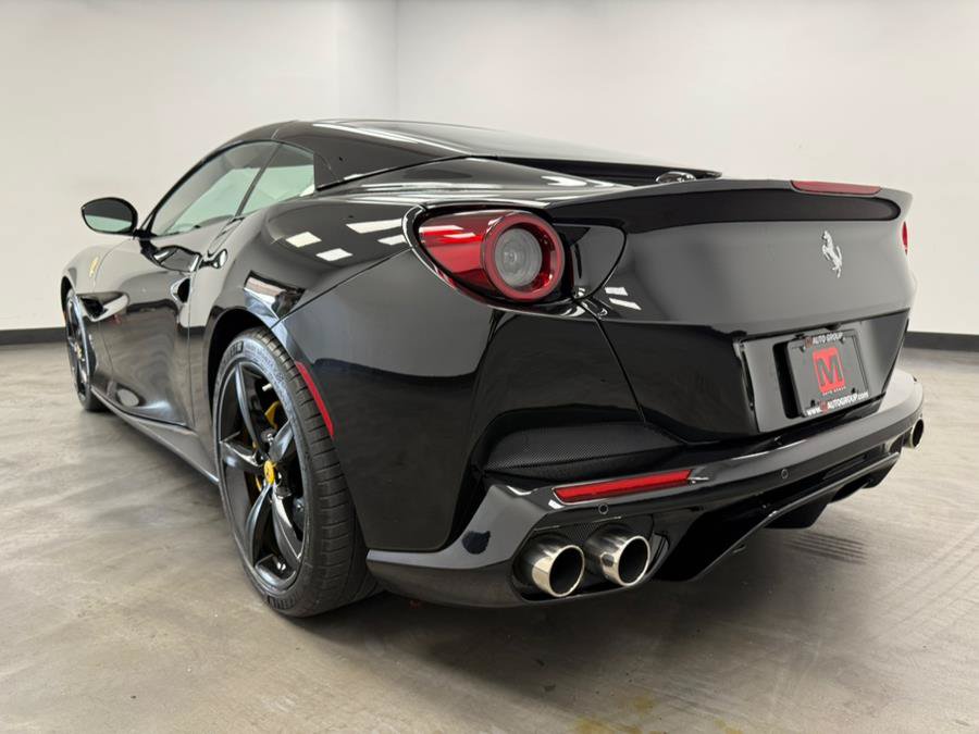 Used 2019 Ferrari Portofino RWD image 10
