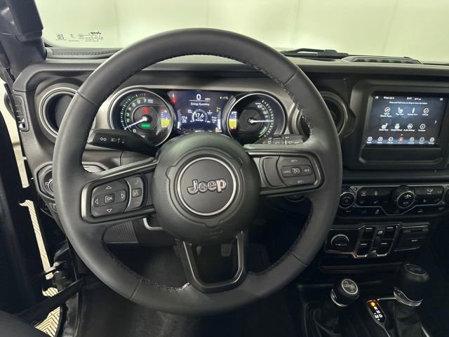 Used 2023 Jeep Wrangler Unlimited w/ Cold Weather Group image 14