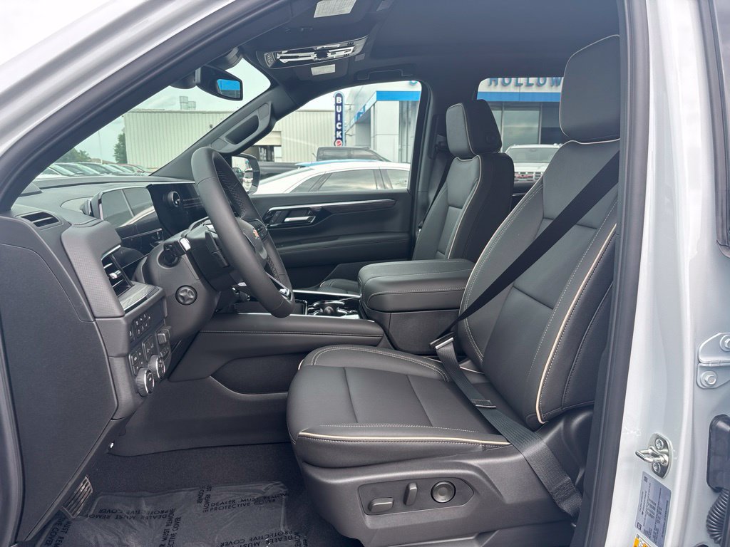 New 2026 Chevrolet Tahoe Premier w/ Sun And Tow Package AWD/4WD image 11