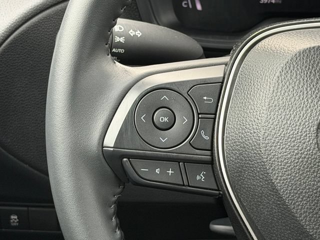 Certified 2026 Toyota Corolla Cross LE FWD image 28