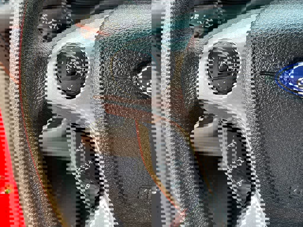 Used 2021 Ford Transit Connect XLT image 20