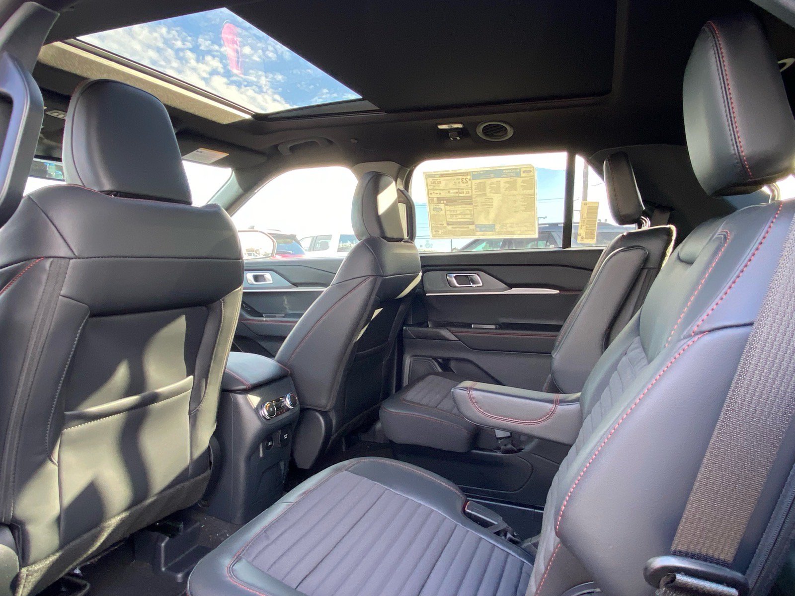New 2026 Ford Explorer ST-Line w/ ST-Line Street Pack AWD/4WD image 14