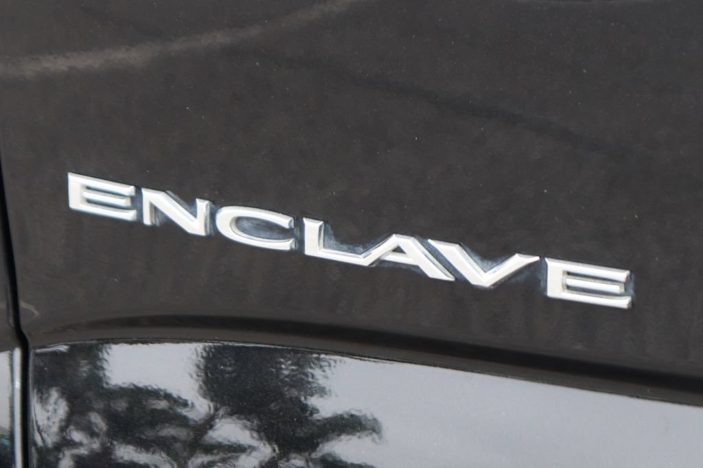 Used 2024 Buick Enclave Essence w/ Sport Touring Edition FWD image 51
