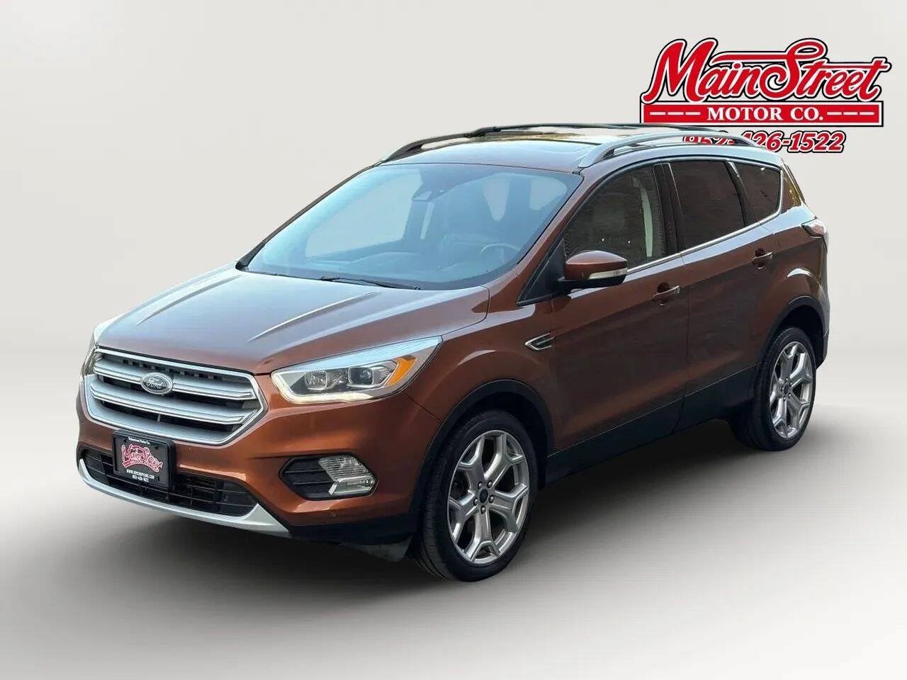 Used 2017 Ford Escape Titanium w/ Equipment Group 301A AWD/4WD image 3
