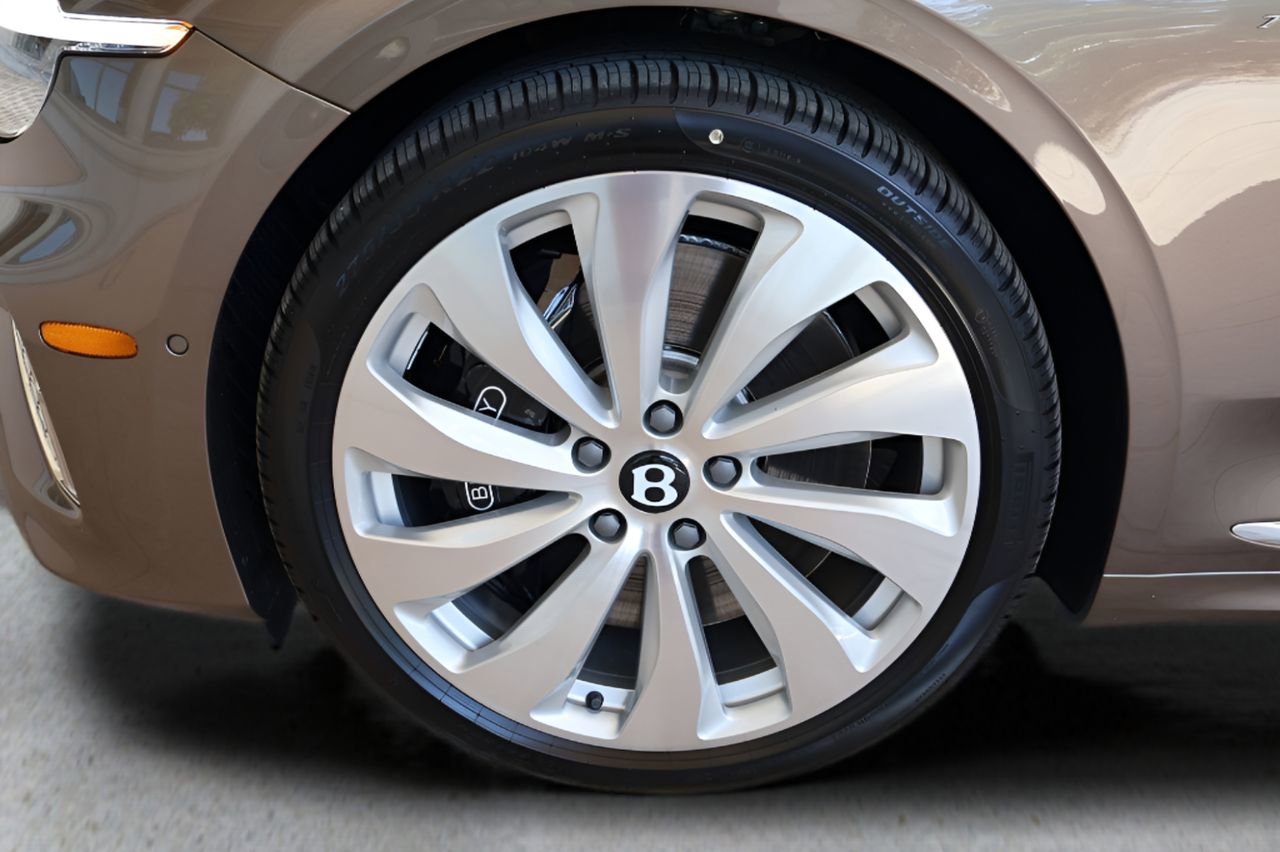 New 2026 Bentley Continental GTC AWD/4WD image 6