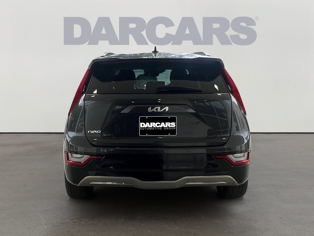 Used 2023 Kia Niro Wave w/ Wave Preserve Package FWD image 6