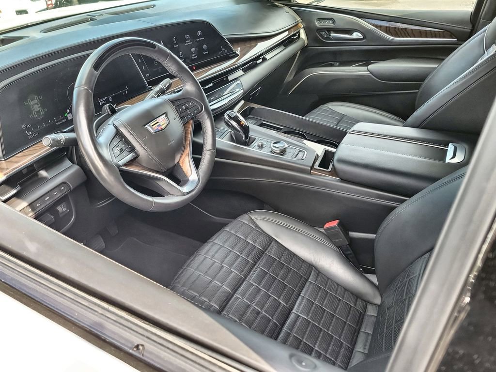 Certified 2023 Cadillac Escalade Sport Platinum w/ LPO, ONYX Package image 10