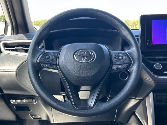 Used 2023 Toyota Corolla Cross AWD Hybrid image 42