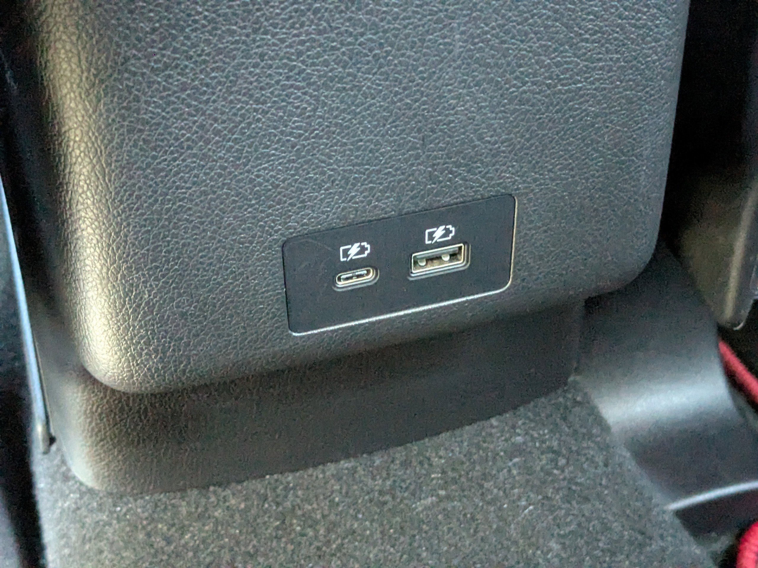 Used 2024 Mitsubishi Outlander Sport SE image 14