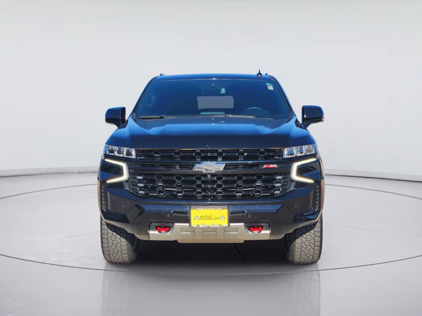 Certified 2023 Chevrolet Tahoe Z71 w/ Luxury Package AWD/4WD image 2