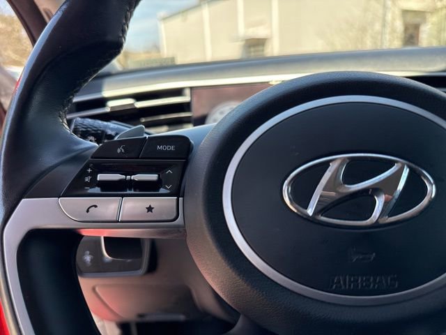 Certified 2023 Hyundai Tucson Limited AWD/4WD image 33