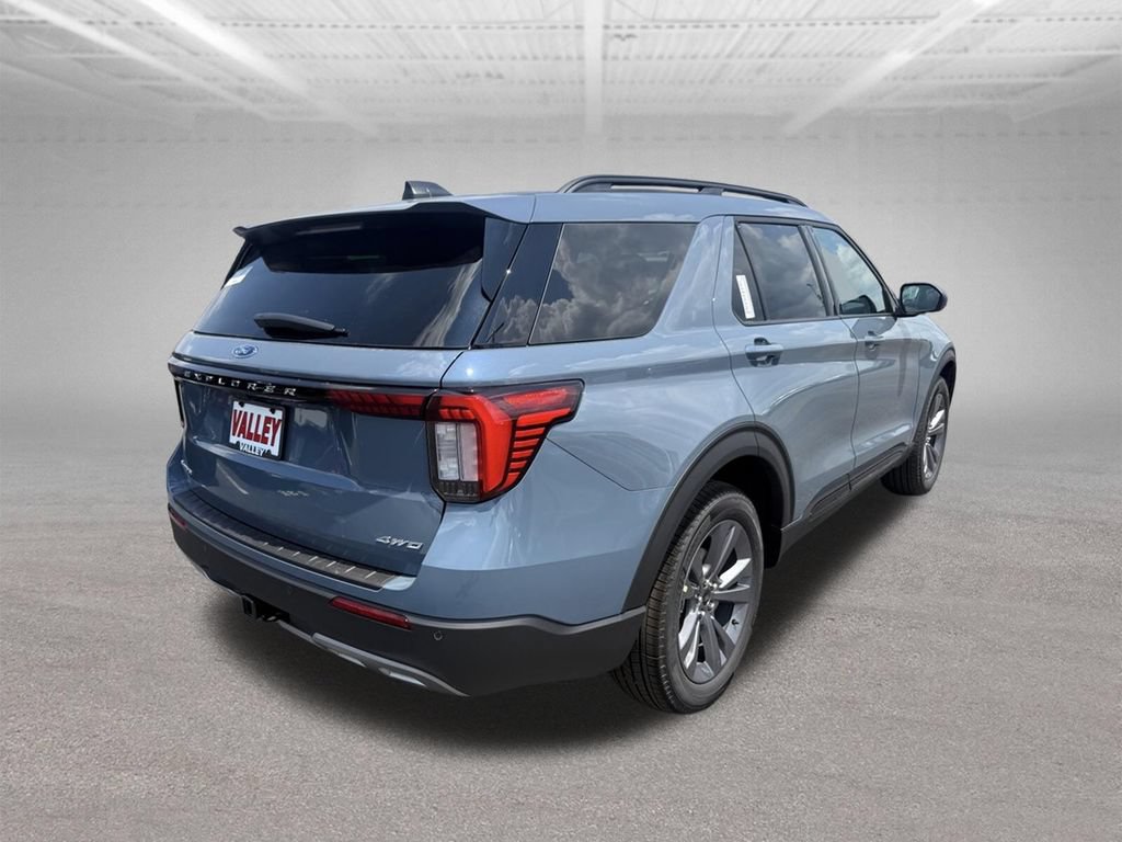 New 2026 Ford Explorer Active w/ Active Comfort Package AWD/4WD image 3