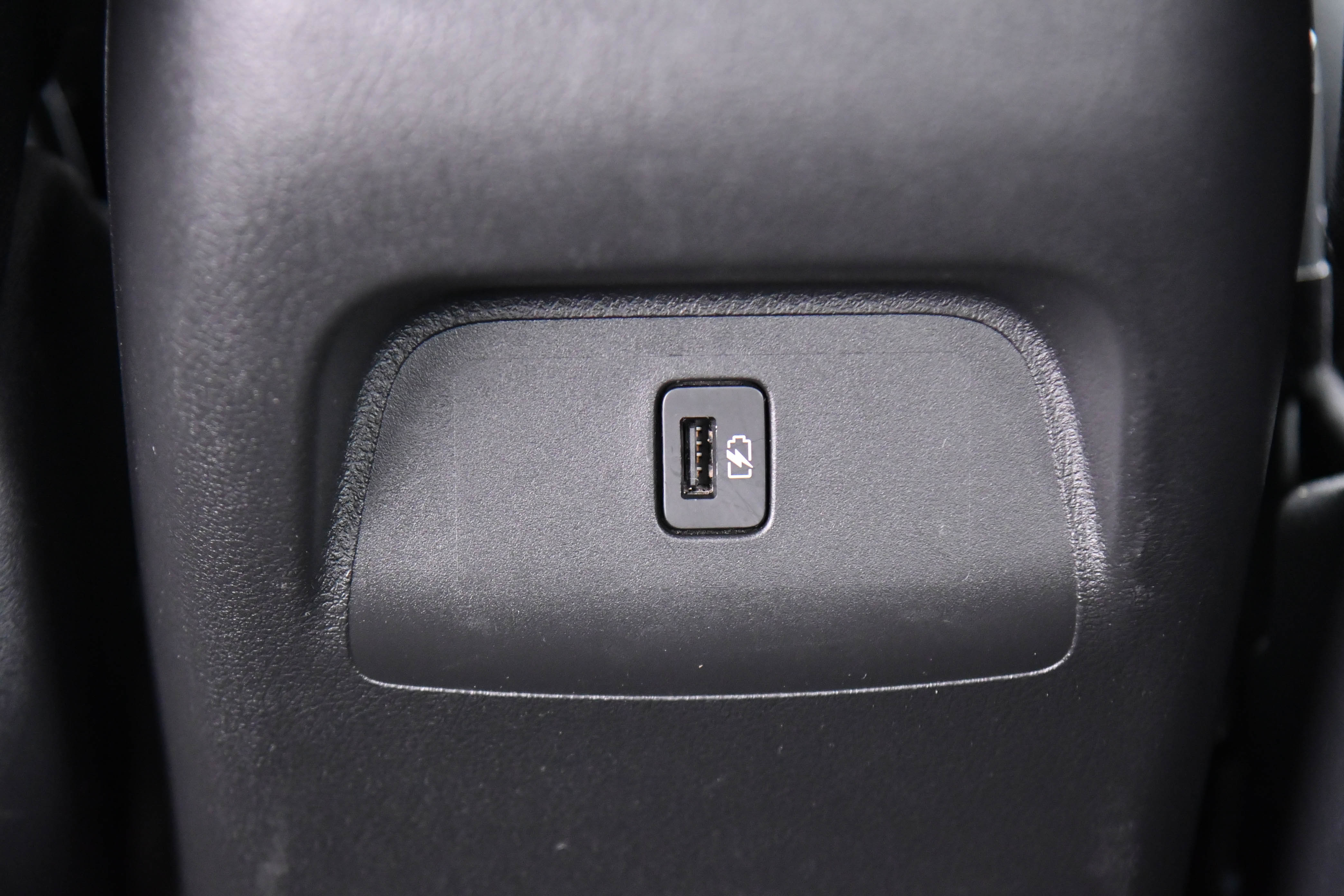 Used 2024 Nissan Sentra SV image 34