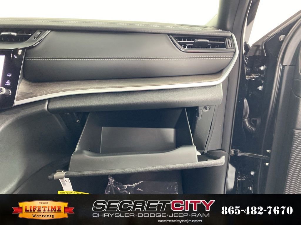 New 2026 Jeep Grand Cherokee Altitude image 32