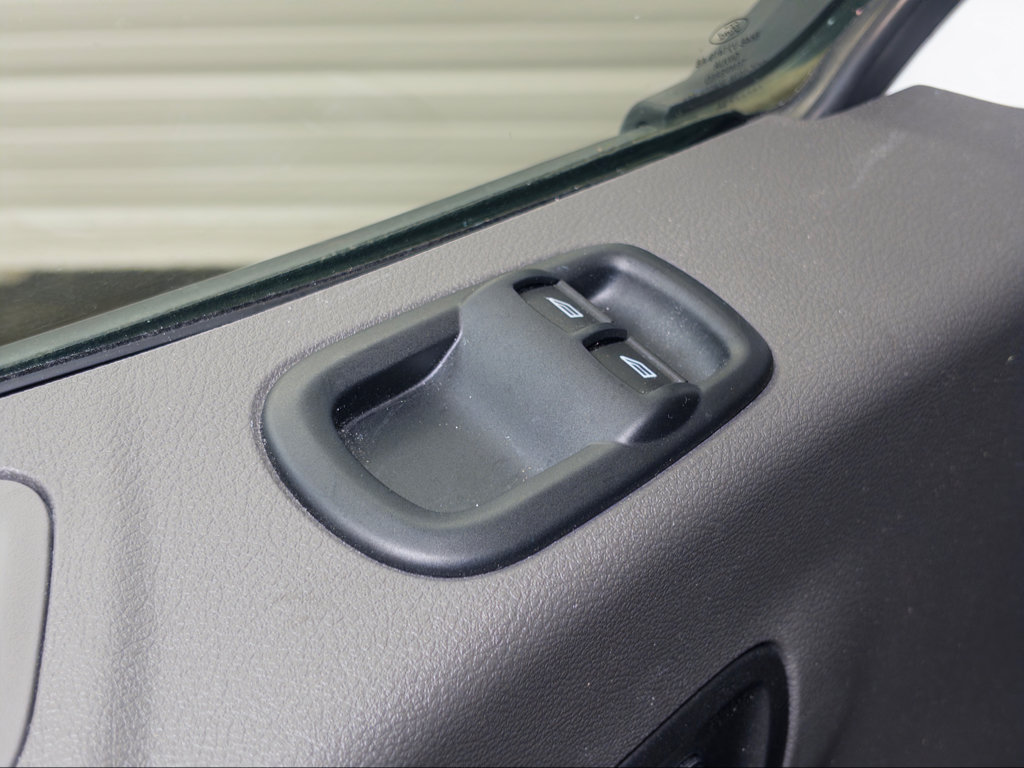 Used 2024 Ford E-Transit Low Roof RWD image 5