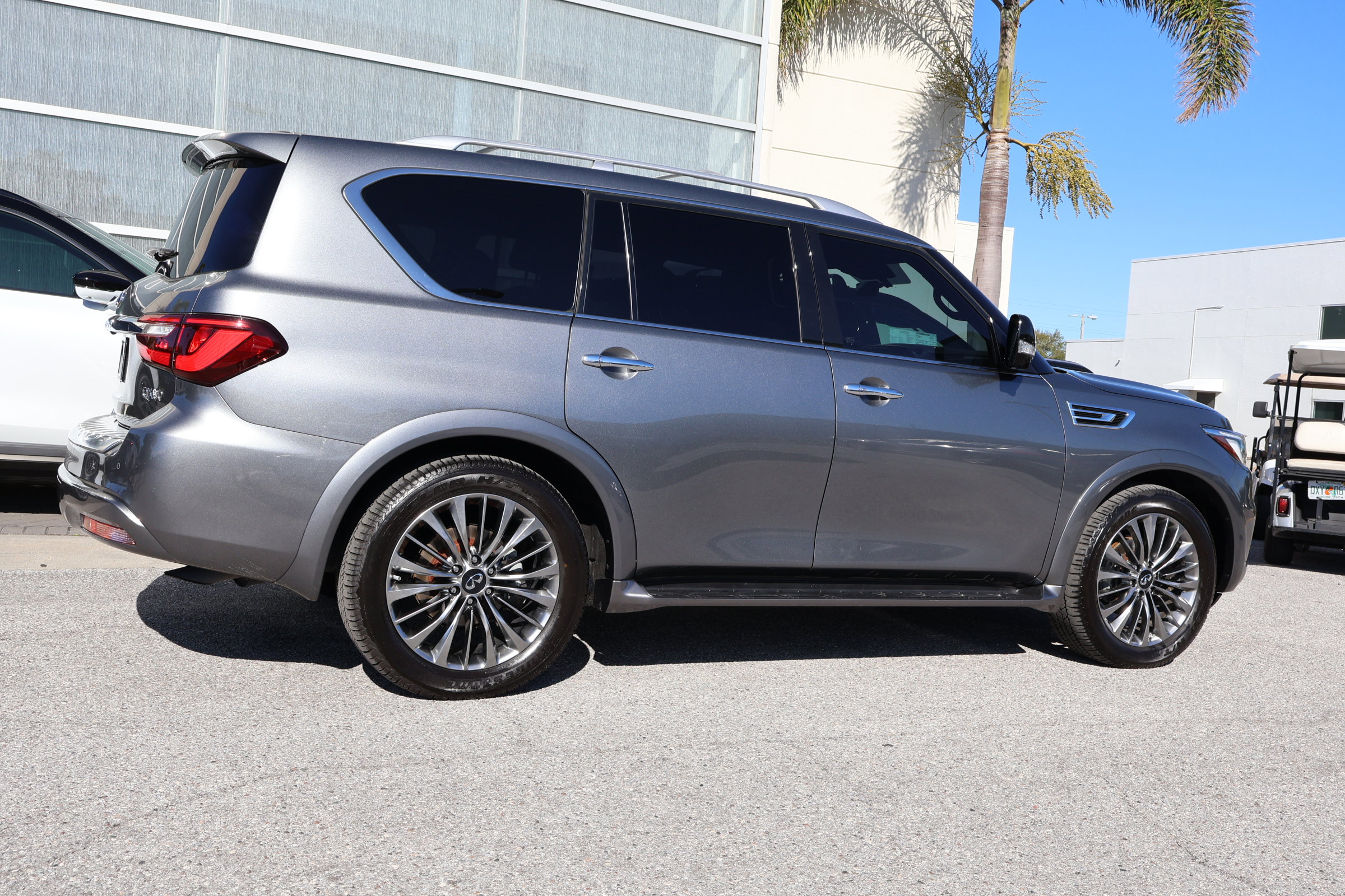 Certified 2021 INFINITI QX80 Sensory w/ All-Season Package image 10